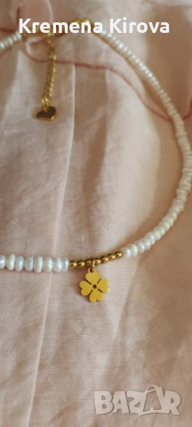 Чокър с фини перли и стомана. С четирилистна детелина за късмет. Бижута Луди гъби. Ръчна изработка., снимка 4 - Колиета, медальони, синджири - 51211446