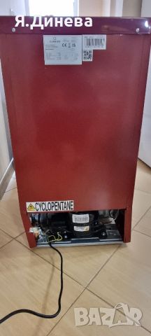 Хладилник Klarstein 90L в Бордо цвят , снимка 8 - Хладилници - 45373755