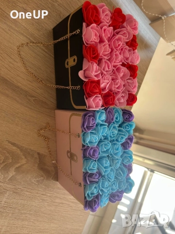 Подаръчни кутии и букети с рози, снимка 4 - Изкуствени цветя - 52393772