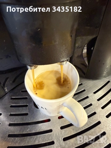 Кафе машина Delonghi, снимка 8 - Кафемашини - 50743526