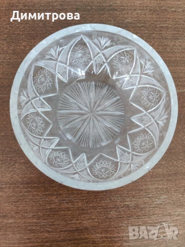 Кристална купа, снимка 3 - Прибори за хранене, готвене и сервиране - 26954256