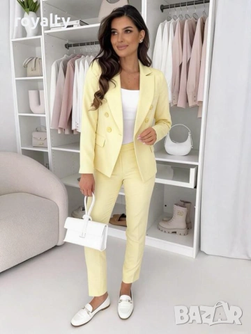 Дамски Елегантен Жълт Костюм с Копчета
