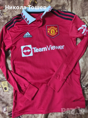 Продавам оригинален екип на Manchester united сезон 22/23