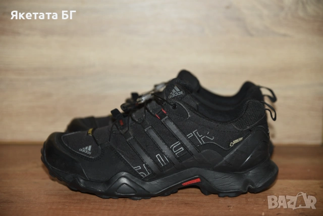 Adidas Gore Tex оригинални, размер 42, снимка 2 - Маратонки - 53793604