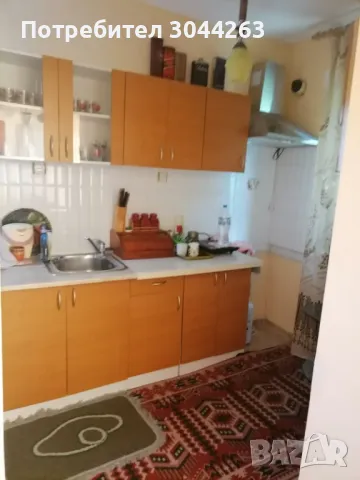 Продавам 2 къщи, 2 гаража и 2 дворни места, снимка 14 - Къщи - 46830495