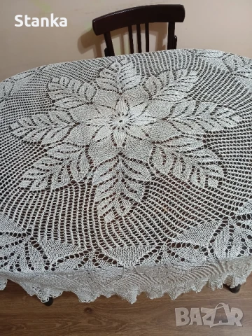 Дантелени покривки - ръчна изработка, снимка 5 - Покривки за маси - 51235807