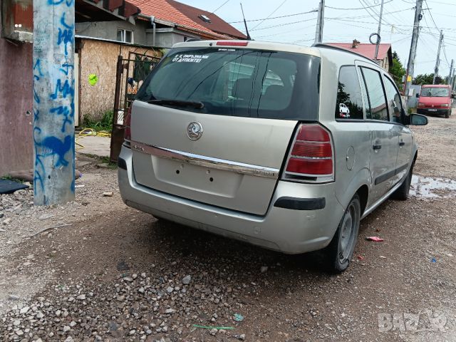 Opel zafira b 1.9 120 на части , снимка 3 - Автомобили и джипове - 46240546