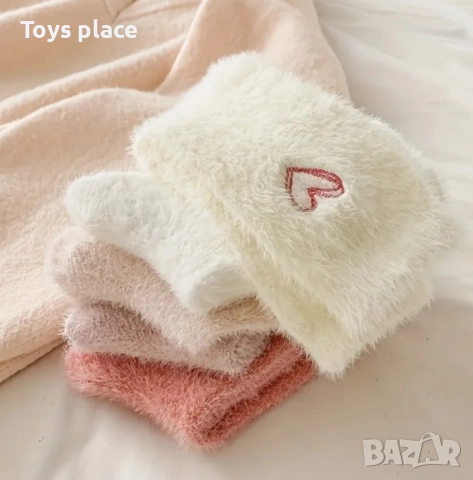 Зимна плетена шапка с пух, ръкавици , снимка 16 - Шапки - 52811321