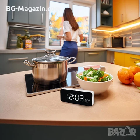 Модерен LED дигитален настолен часовник с термометър за стая спалня офис електронен светещ USB, снимка 4 - Други - 51038379