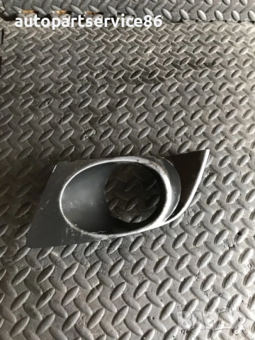 Капак за фар за мъгла на предната броня, лява страна за Subaru Legacy (2003–2009) 57731AG670