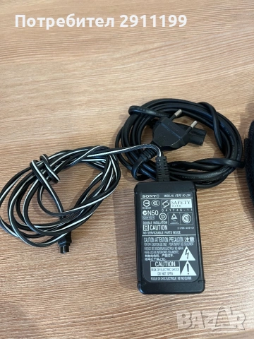 Видеокамера Sony Handycam с подаръци, снимка 10 - Камери - 54250418