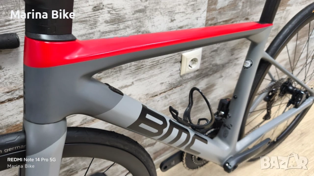 Карбонов шосеен велосипед BMC Teammachine SLR01 Four Disc Ultegra Di2 CRD351 | 47, снимка 13 - Велосипеди - 53664398