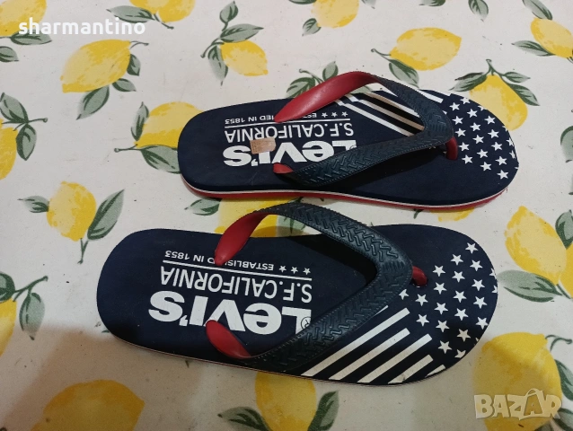 джапанки Levis като нови N 34, снимка 3 - Детски джапанки - 53330532