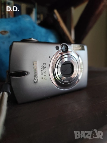 Дигитален фотоапарат Canon Ixus 700