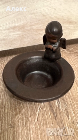 Много стара ръчна керамика! Свещник с ангелче.