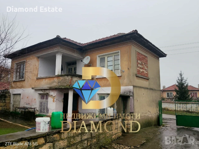 Двуетажна къща в село Малко Тръново, общ. Чирпан, снимка 3 - Къщи - 53709551