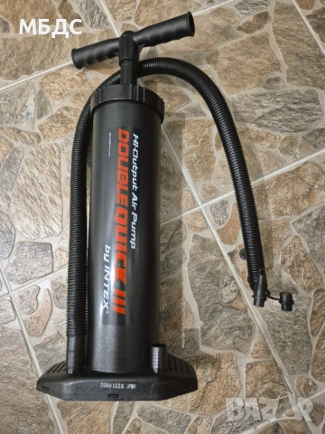 Палатка Vango, спални чували, помпа, дюшеци, снимка 9 - Палатки - 54269244