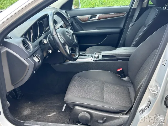 Mercedes C 200 2.2 CDi Elegance 2012год. 290.000km.Регистрирана , обслужена и вс. е платено, снимка 10 - Автомобили и джипове - 50141123