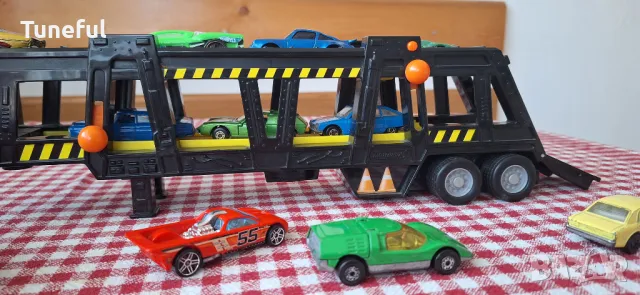 MATCHBOX камион автотранспортер - като нов, снимка 11 - Колекции - 47698313