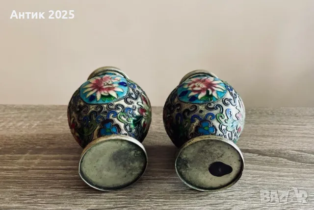 Винтидж посребрени вази с ръчно рисувана флорална декорация, снимка 3 - Антикварни и старинни предмети - 50432927