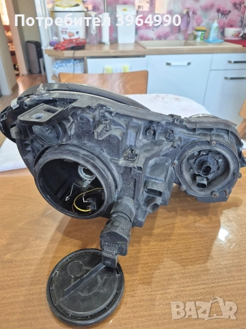 Кристални два леви фара ксенон и обикновен за мерцедес Еклас W211 , снимка 8 - Части - 52787521