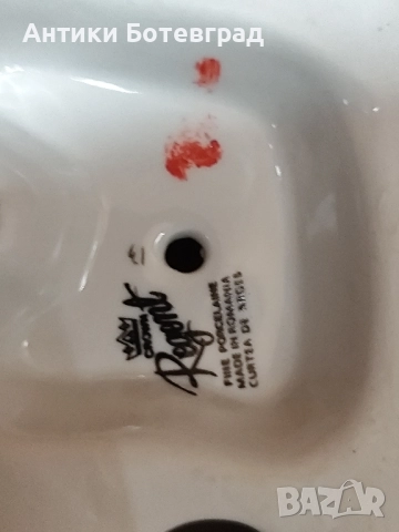 Две румънски порцеланови фигури топ състояние , снимка 2 - Декорация за дома - 52158581