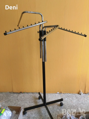 Щендер , снимка 2 - Стелажи и щандове - 53400779