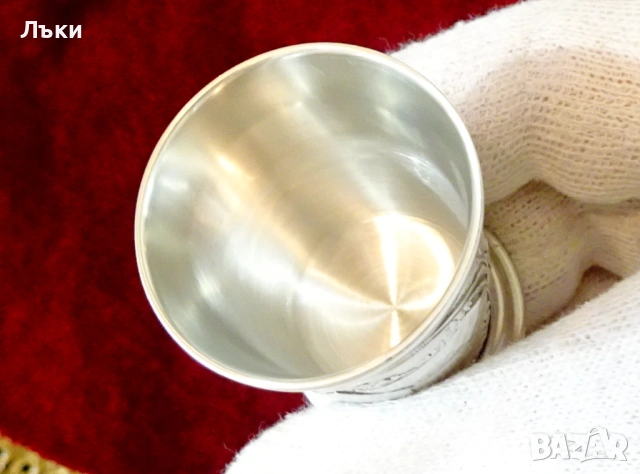 Калаена чаша за вино,ракия,релефни селски картини. , снимка 11 - Антикварни и старинни предмети - 53773102