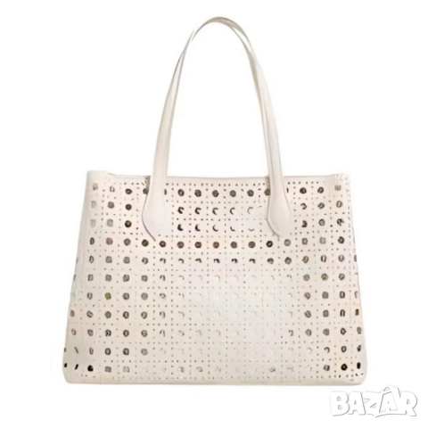 Модерна дамска чанта с перфорация, снимка 3 - Чанти - 52098224