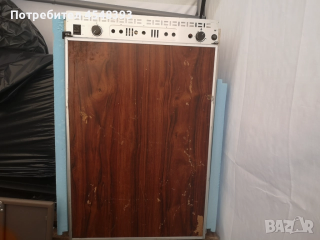 Продавам хладилник на12v, 220v и на газ. Размери:шир. 55см.,вис.-84см.,дълб.-55см., снимка 4 - Хладилници - 52265977
