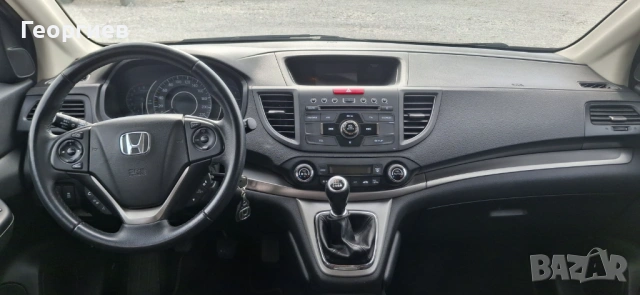 Honda CR-V 2.0i Vtec 155PS 4x4, снимка 11 - Автомобили и джипове - 53989389