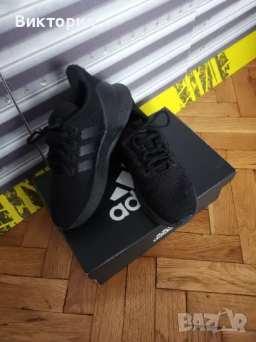 Маратонки Adidas , снимка 3 - Детски маратонки - 47140680