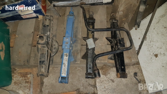 Крикове от автомобили