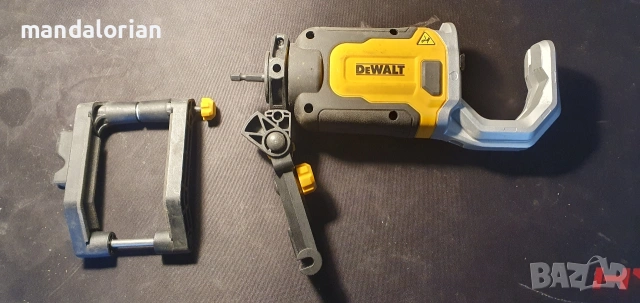 Приставка за винтоверт за рязане на тръби DEWALT