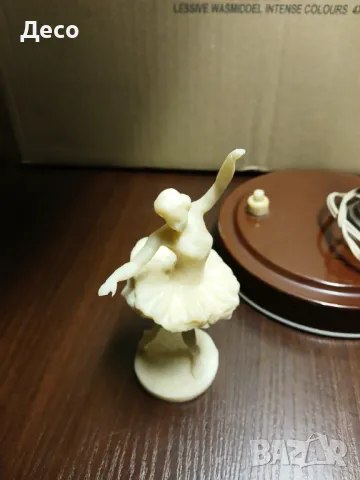 Стара фигурка на Балерина СССР., снимка 2 - Други ценни предмети - 50323836
