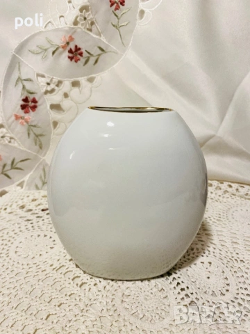 порцеланова ваза, снимка 4 - Вази - 53913027