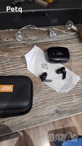 Jbl безжични слушалки , снимка 3 - Слушалки и портативни колонки - 45566005