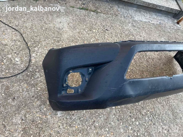 Предна броня за Тойота Хайлукс toyota hilux само за 120лв. 52119-0M950, снимка 2 - Части - 51119782