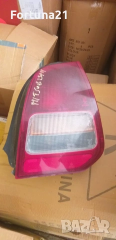 Mitsubishi Colt 1996-1999 - десен стоп оригинален