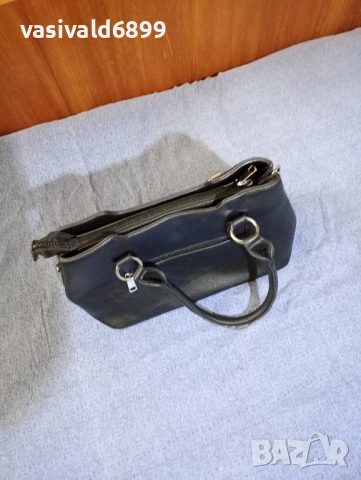 Черна дамска чанта 
