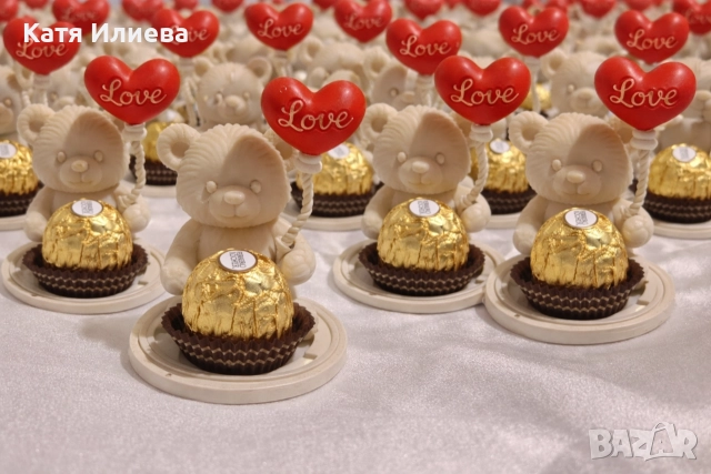 Персонализирани мечета подарък за гости