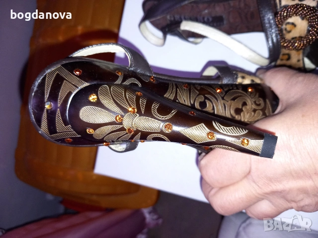 Чисто нови елегантни обувки на ток от естествена кожа и косъм, снимка 9 - Дамски елегантни обувки - 54038711