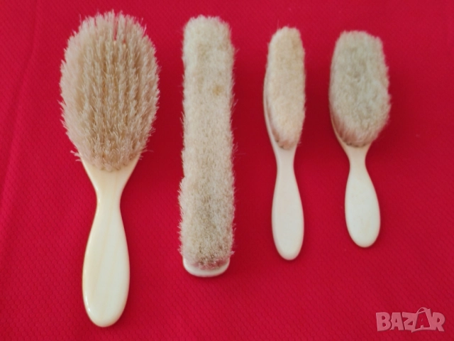 Комплект четки за дрехи и коса, слонова кост. , снимка 4 - Антикварни и старинни предмети - 51655486