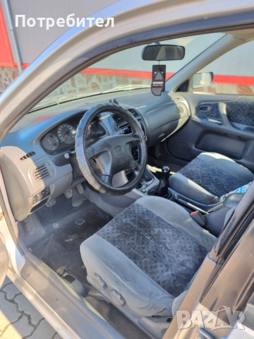 Mazda 323 LPG, снимка 10 - Автомобили и джипове - 53609568