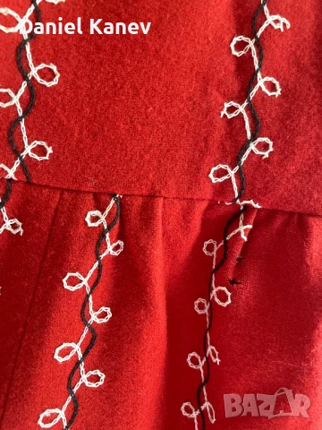 Фолклорен сукман, снимка 5 - Антикварни и старинни предмети - 50915247