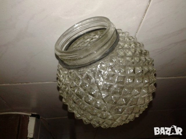 Наличен за последно стъклен абажур 