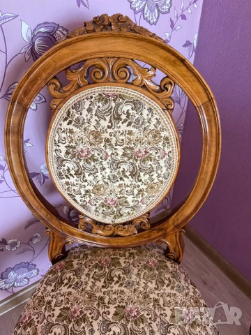 Продава 2 стола стил Рококо