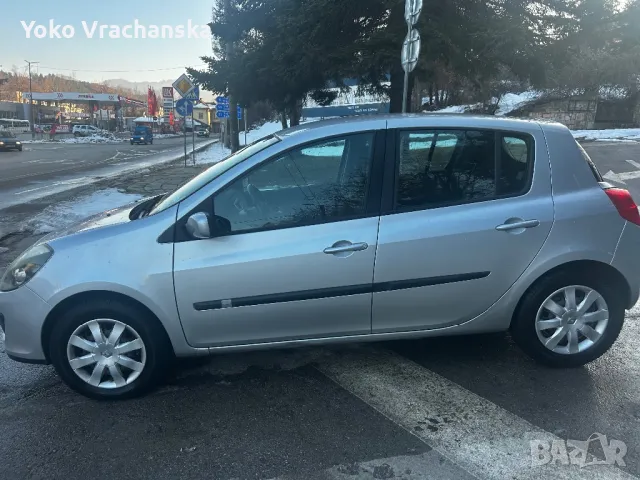 Renault Clio 1.6, снимка 2 - Автомобили и джипове - 48971987