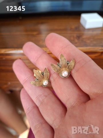 Оригинални маркови позлатени сребърни обеци с маркизати и перли " Fahrner", снимка 3 - Обеци - 54075048