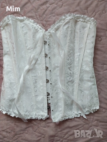 4XL Черен сатенен корсет и L Бял сатенен корсет , снимка 15 - Корсети, бюстиета, топове - 53662341